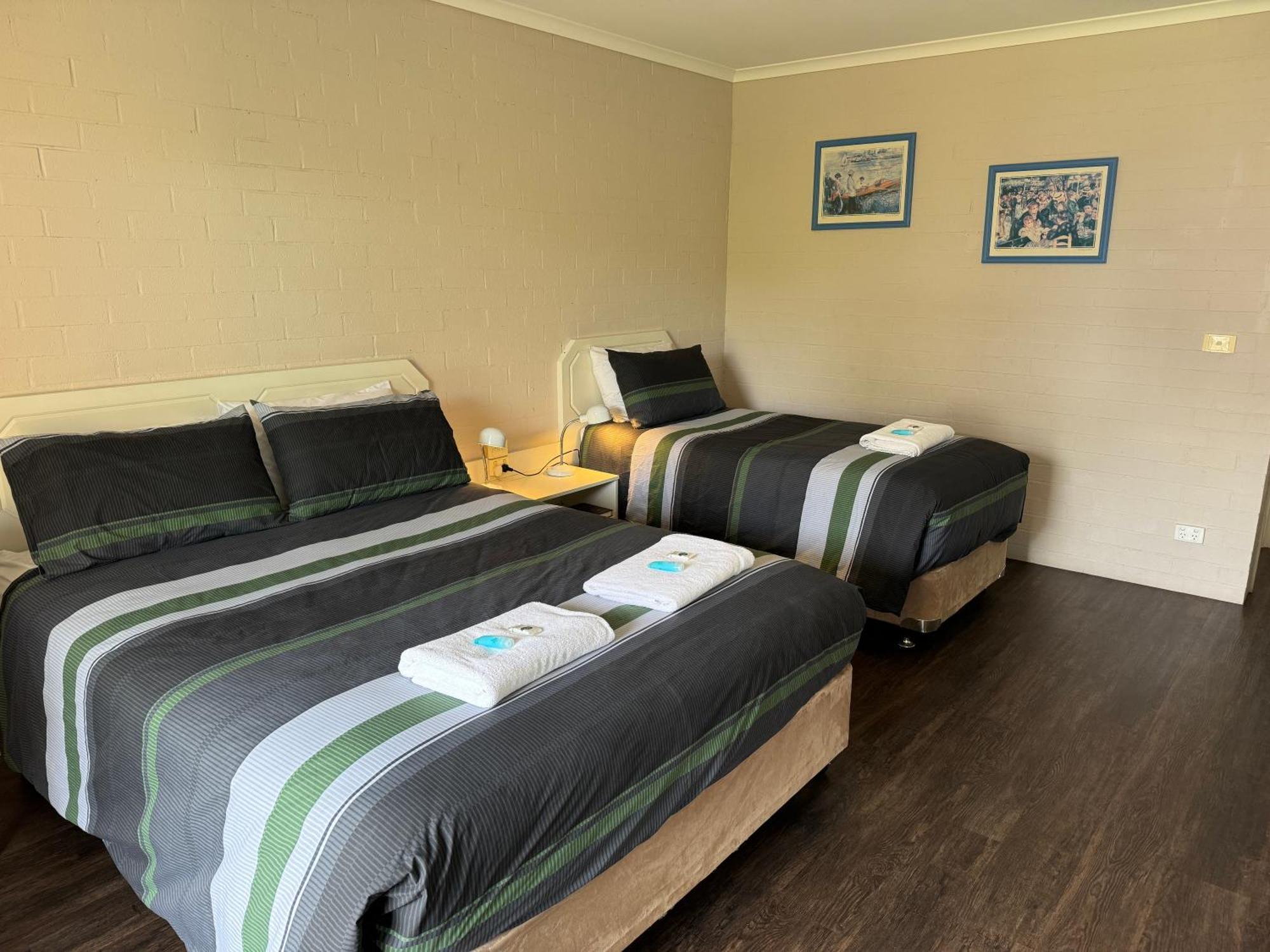 Ulladulla Harbour Motel Esterno foto